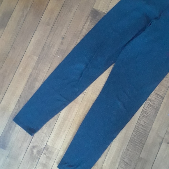 Size S Victoria Secret pink gray logo sparkly leggings - Picture 4 of 10